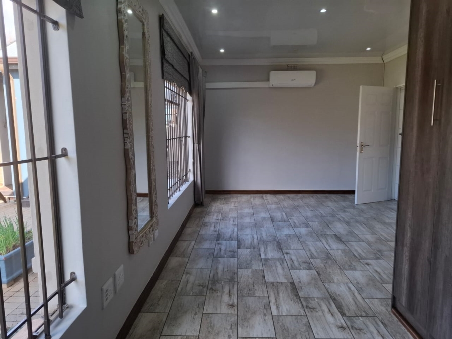 4 Bedroom Property for Sale in Park West Free State